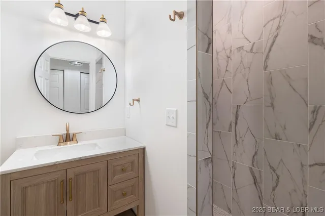 $1,629,000 | 5488 Pebble Lane, Osage Beach, MO 65065