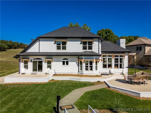 $1,629,000 | 5488 Pebble Lane, Osage Beach, MO 65065