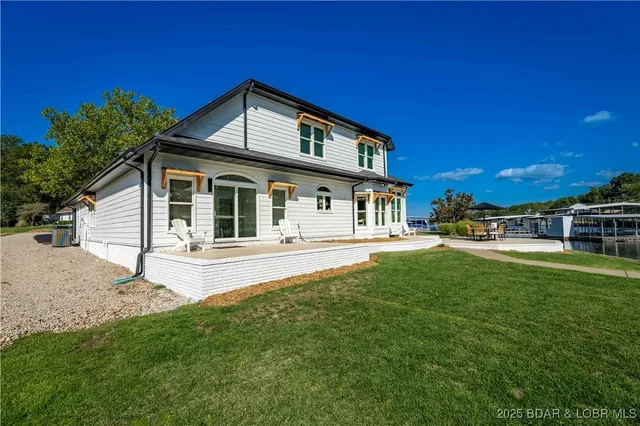 $1,629,000 | 5488 Pebble Lane, Osage Beach, MO 65065