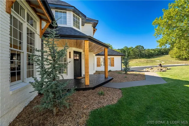 $1,629,000 | 5488 Pebble Lane, Osage Beach, MO 65065