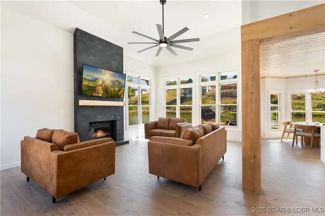 $1,629,000 | 5488 Pebble Lane, Osage Beach, MO 65065