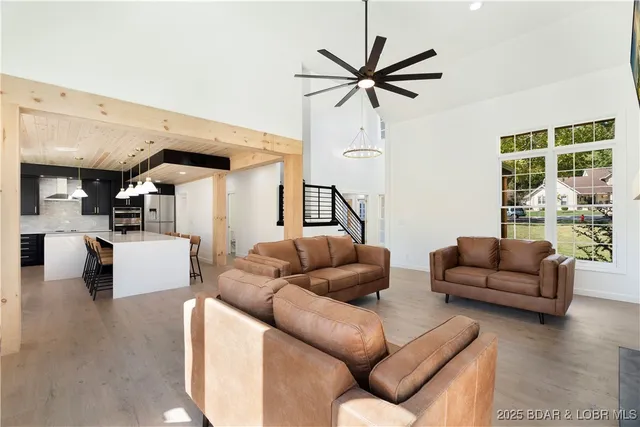 $1,629,000 | 5488 Pebble Lane, Osage Beach, MO 65065