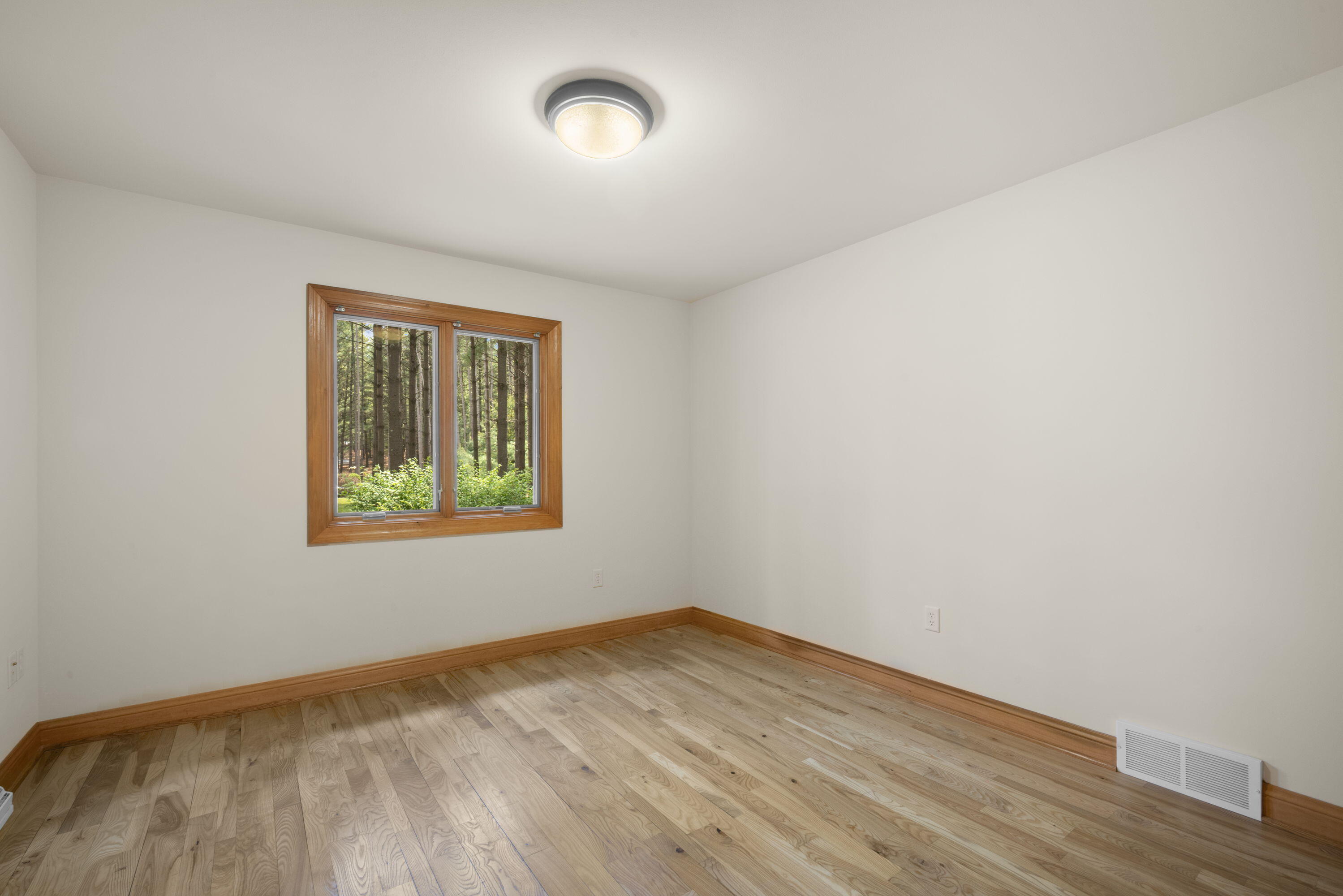 7855 Indian Lore Road, Unit 20 Farmington, WI 53090 - Photo 22 of 38 23_imgDSC03806