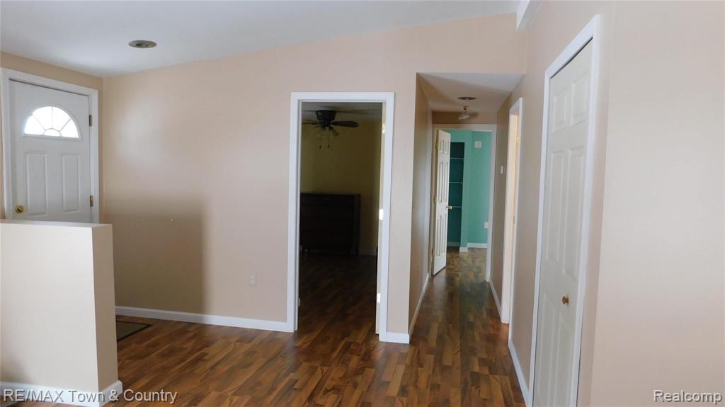 635 North Madison Street Perry, MI 48872 - Photo 7 of 24