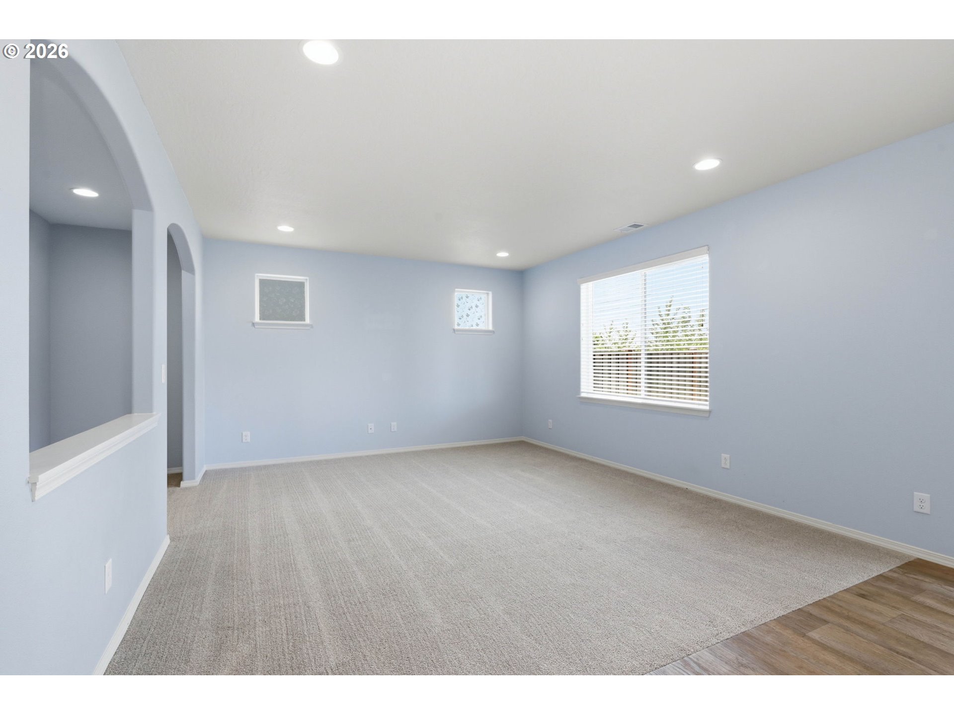 5290 Squirrel Street Springfield, OR 97478 - Photo 3 of 47