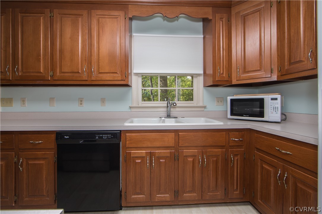 2130 Swamp Fox Road Midlothian, VA 23112 - Photo 12 of 45 Gallery Image 12