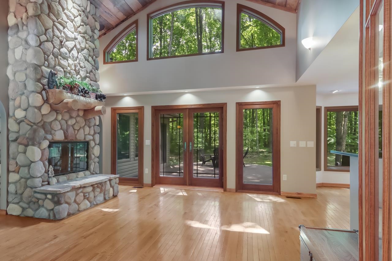 16275 Aletha Road Interlochen, MI 49643 - Photo 8 of 44 1911907-7.JPG