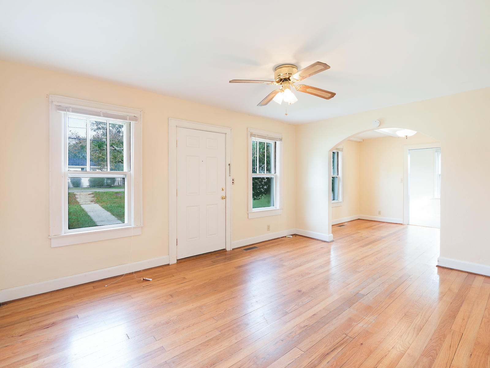 1900 McBrien Road Chattanooga, TN 37412 - Photo 2 of 15 Open Concept Living and Dining