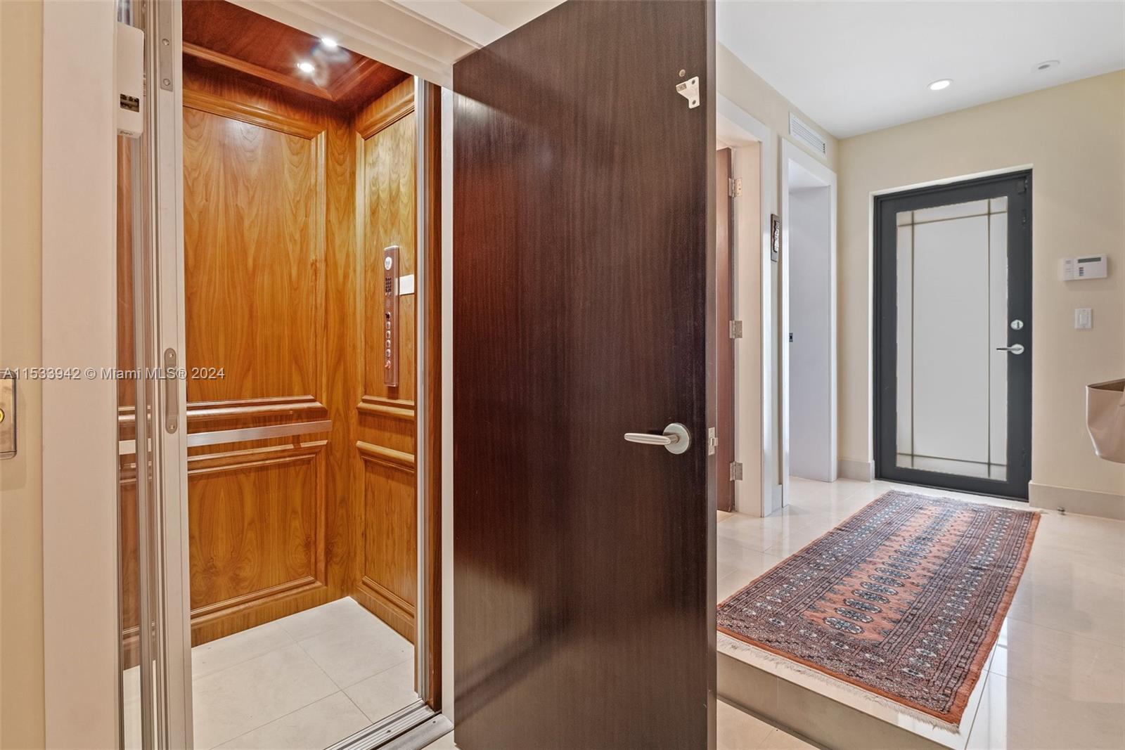 422 Fernwood Road, Unit 422 Key Biscayne, FL 33149 - Photo 4 of 25