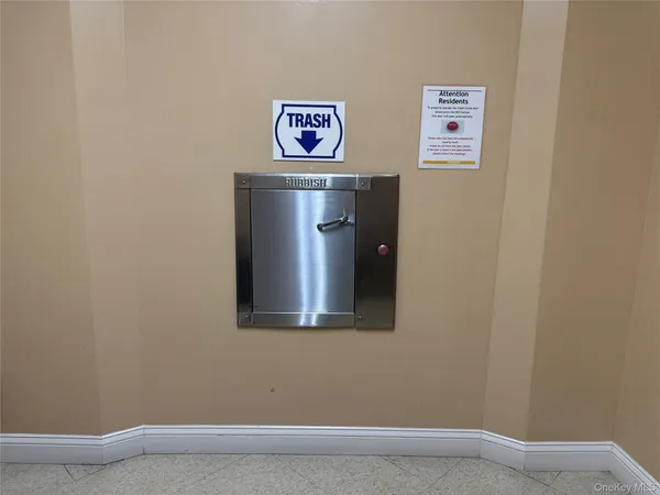 a view of front door and small garden