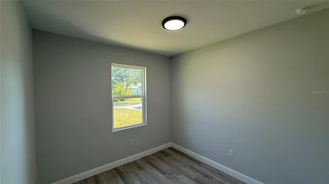 a view of empty room with window