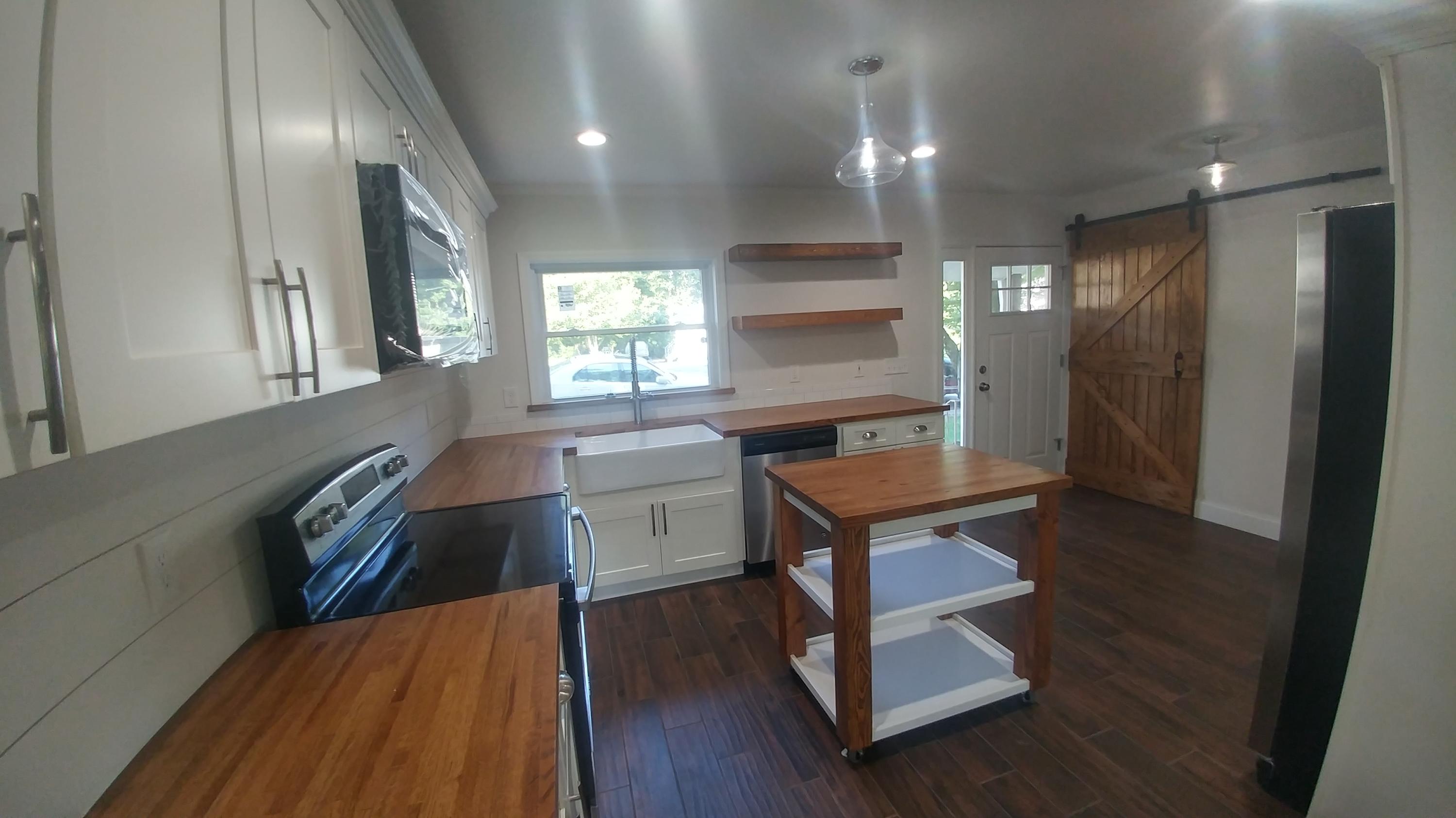 142 Georgia Avenue Oak Ridge, TN 37830 - Photo 4 of 17 0727190923b_HDR