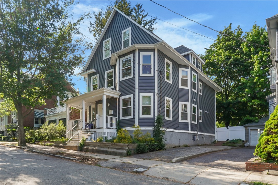 12 University Avenue Providence, RI 02906 - Photo 2 of 44