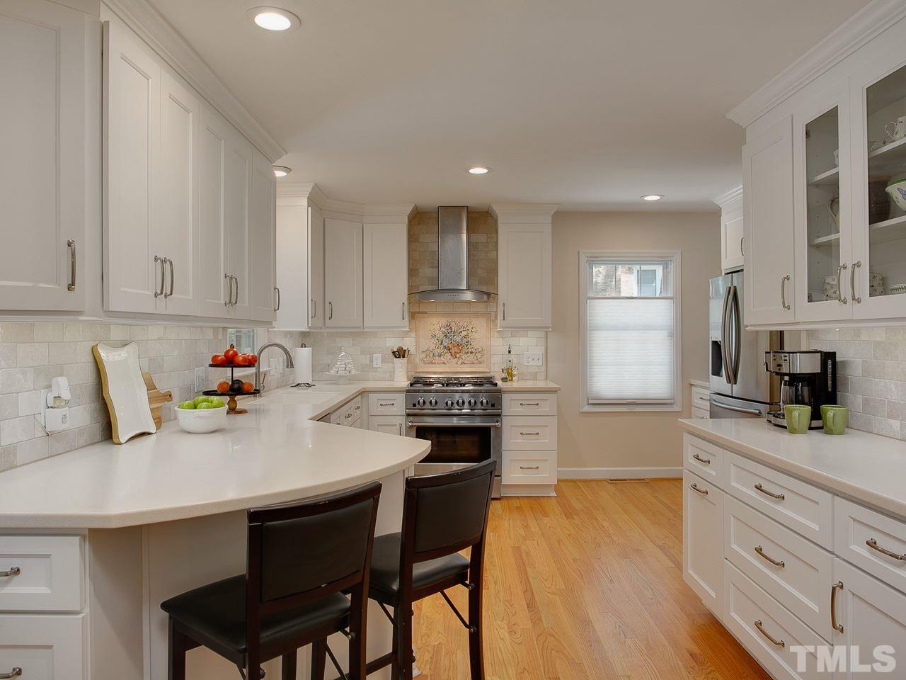 2816 Devon Road Durham, NC 27707 - Photo 4 of 28 Gallery Image 4