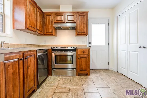 $1,500 | 122 Sagewood Drive, Thibodaux, LA 70301