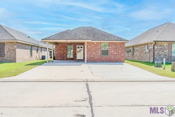 $1,500 | 122 Sagewood Drive, Thibodaux, LA 70301