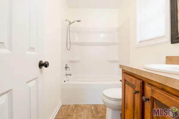 $1,500 | 122 Sagewood Drive, Thibodaux, LA 70301