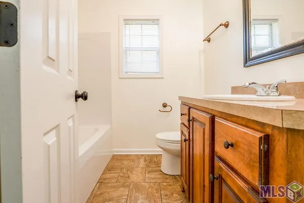 $1,500 | 122 Sagewood Drive, Thibodaux, LA 70301