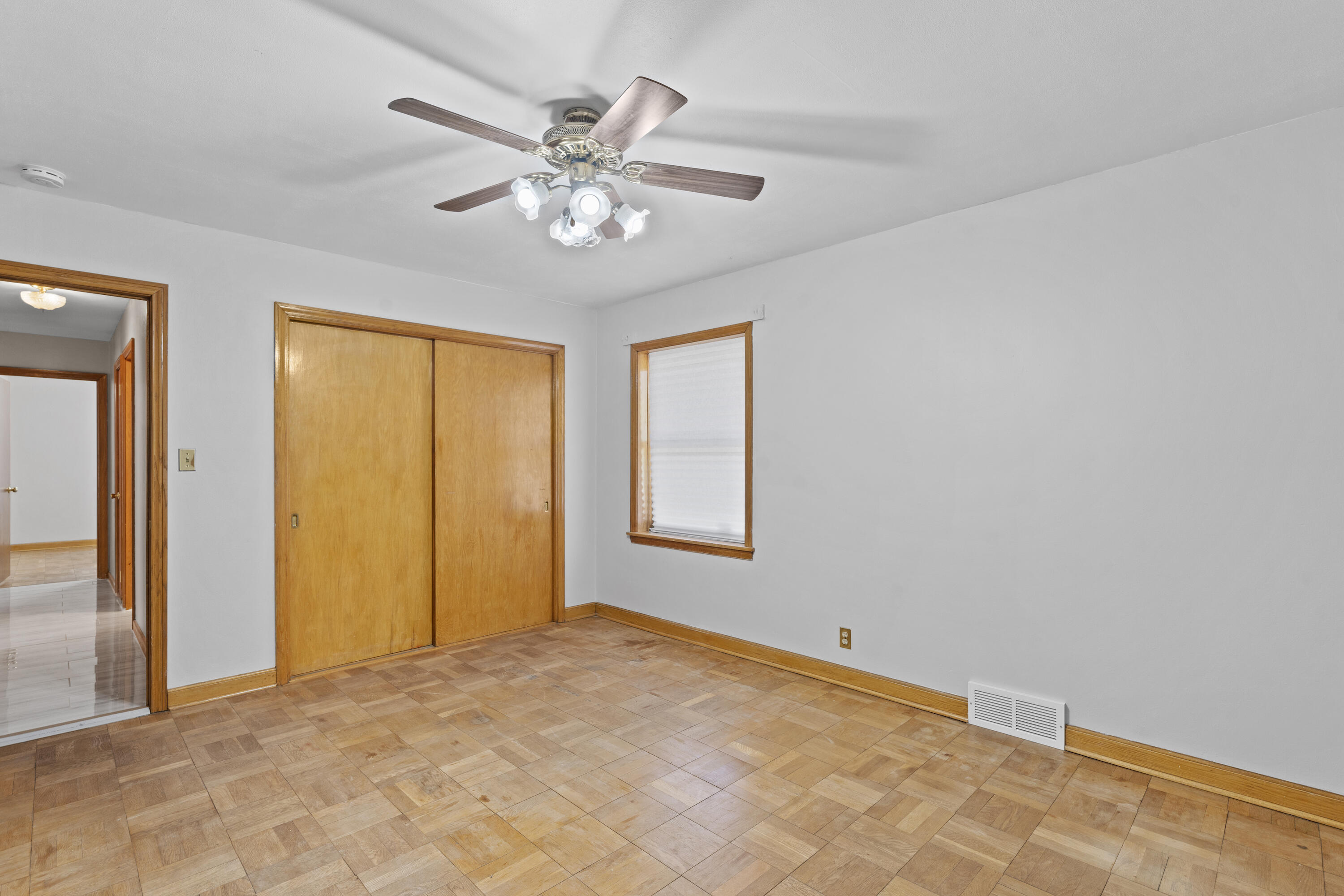3031 South 33rd Street Milwaukee, WI 53215 - Photo 18 of 30 DSC07004