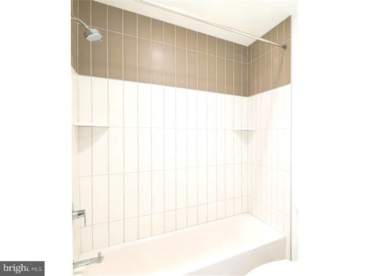 1322 Reed Street Philadelphia, PA 19147 - Photo 17 of 19 Gallery Image 17