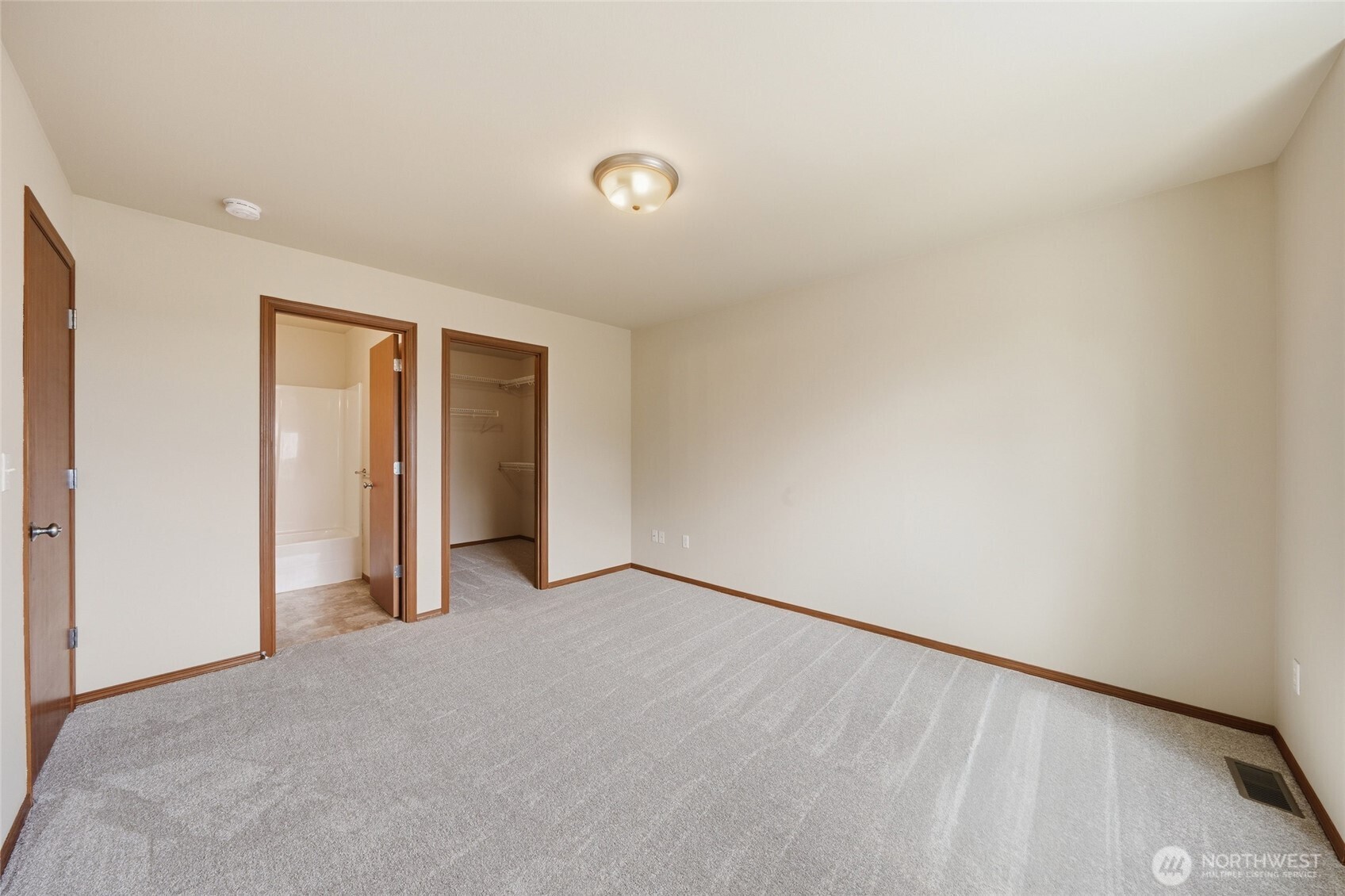 1721 Langdon Street Sumner, WA 98390 - Photo 18 of 34