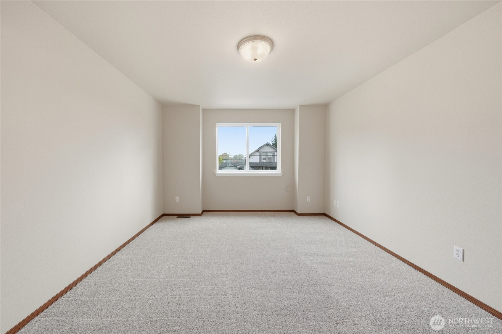 1721 Langdon Street Sumner, WA 98390 - Photo 19 of 34