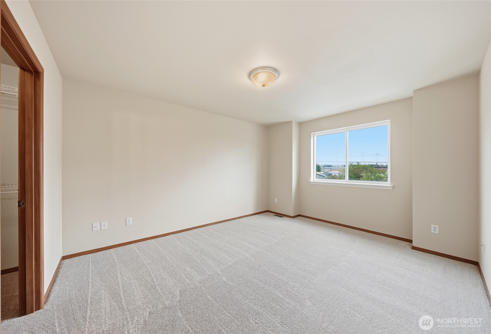 1721 Langdon Street Sumner, WA 98390 - Photo 20 of 34