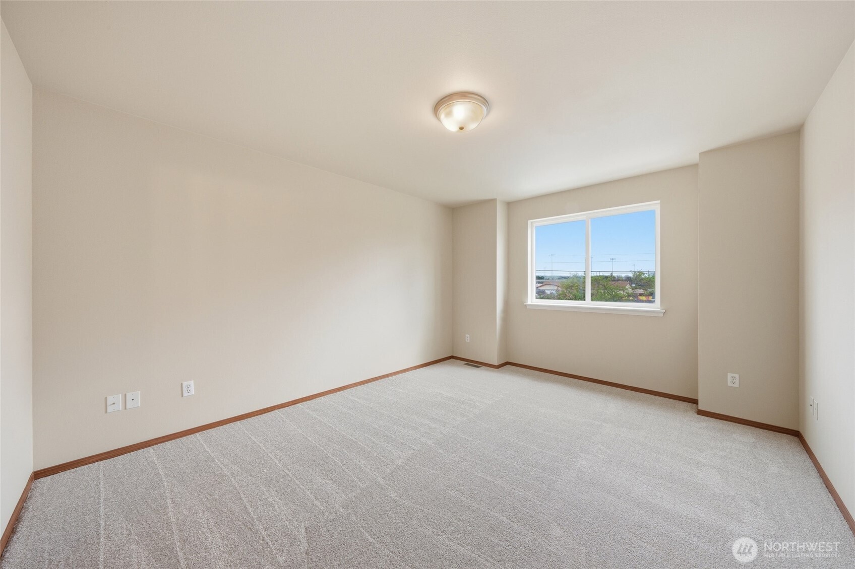 1721 Langdon Street Sumner, WA 98390 - Photo 21 of 34