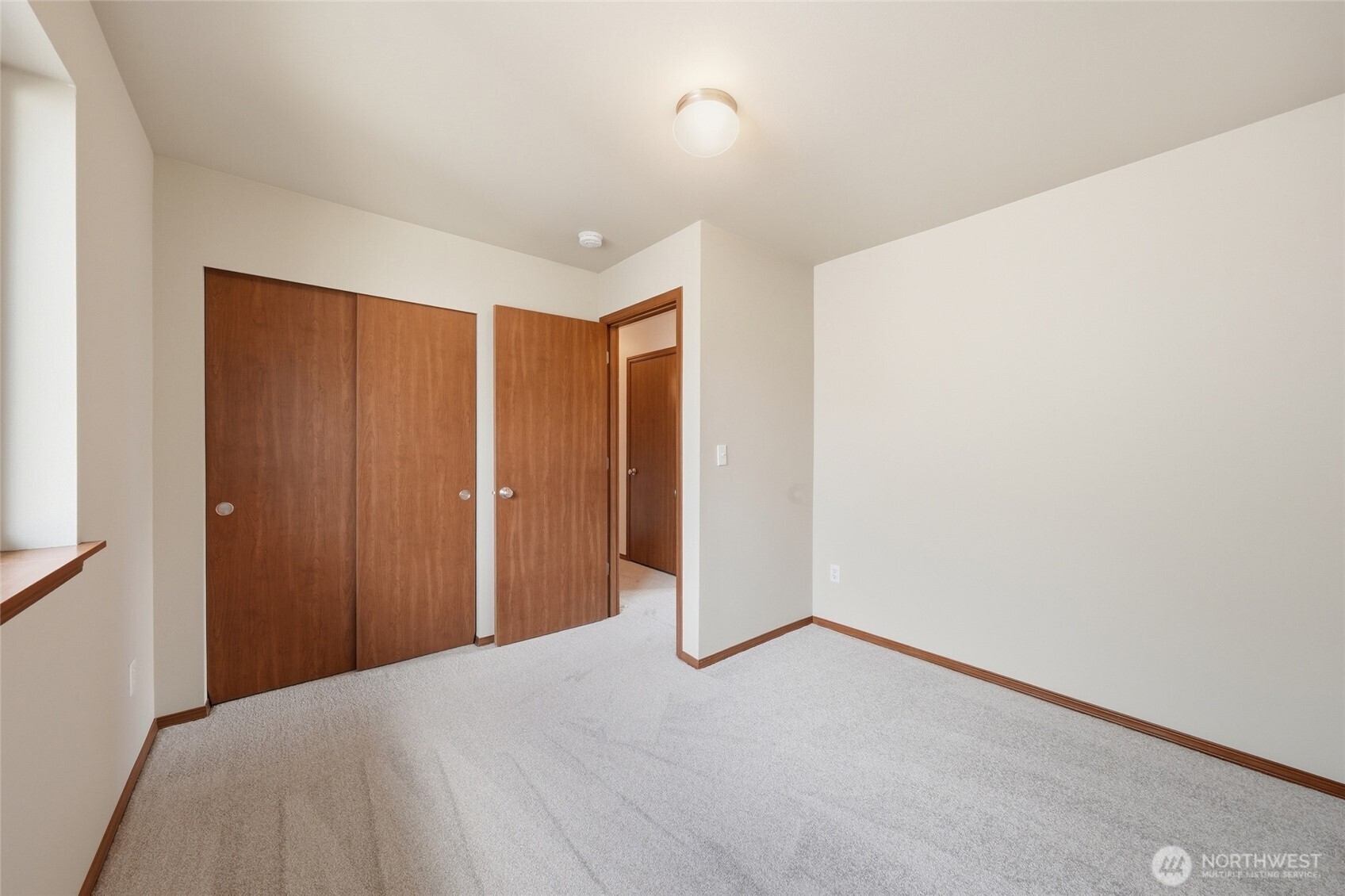 1721 Langdon Street Sumner, WA 98390 - Photo 24 of 34