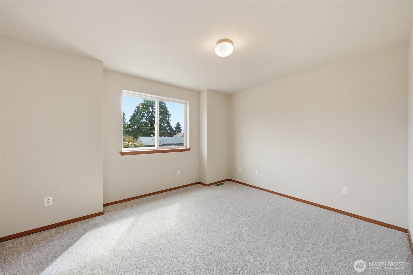 1721 Langdon Street Sumner, WA 98390 - Photo 26 of 34