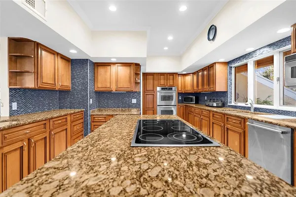 $2,150,000 | 4024 Casey Key Road, Nokomis, FL 34275