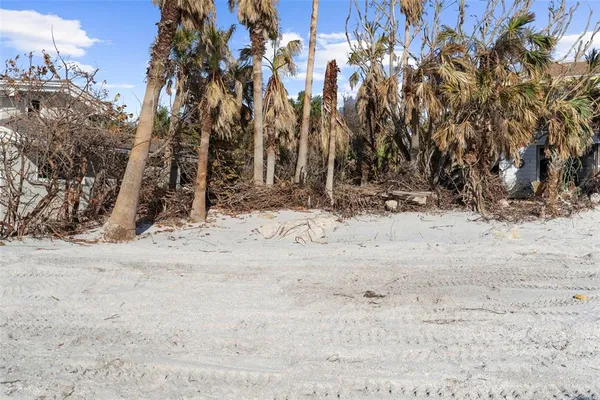 $2,150,000 | 4024 Casey Key Road, Nokomis, FL 34275