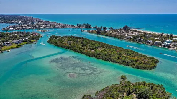 $2,150,000 | 4024 Casey Key Road, Nokomis, FL 34275