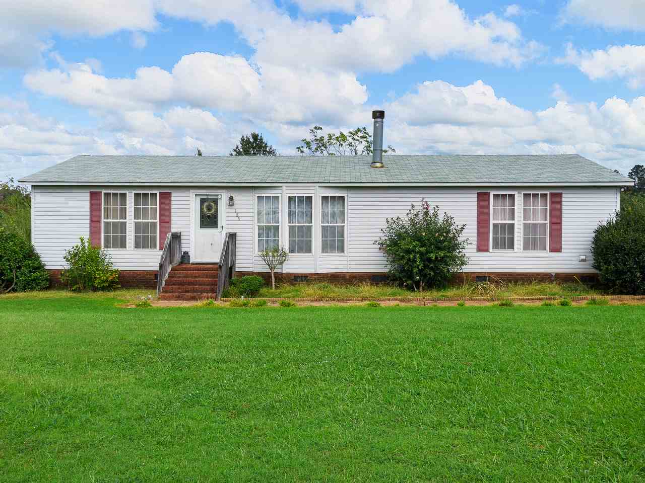 189 Ellis Ferry Road Gaffney, SC 29341 - Photo 1 of 17