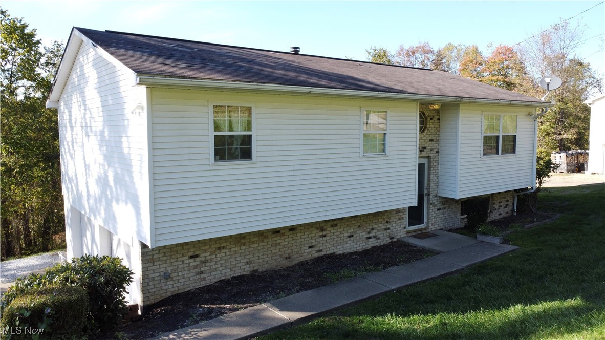 3761 Bealls Ridge Wellsburg, WV 26070 - Photo 2 of 25 Gallery Image 2
