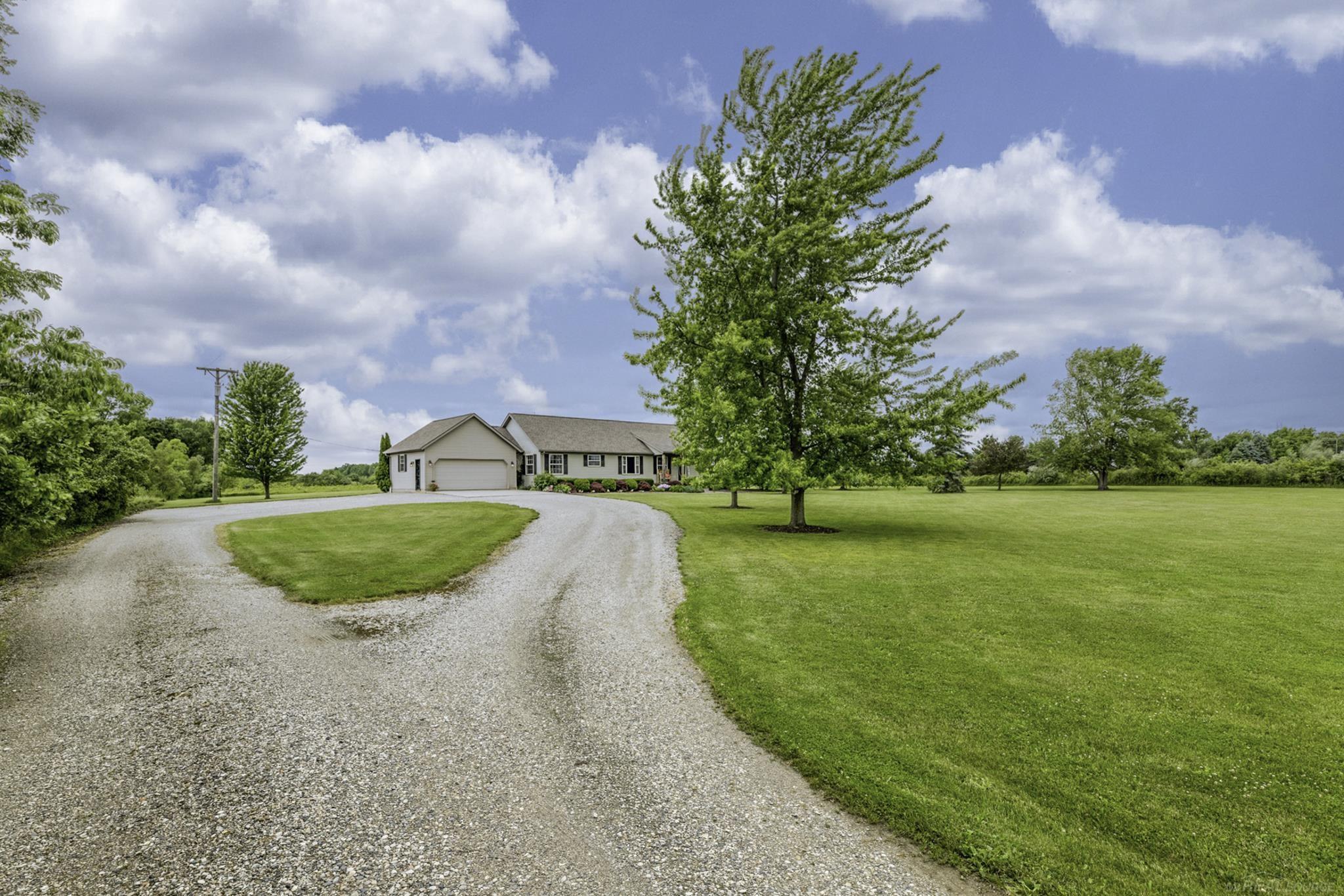 7444 Todd Road Croswell, MI 48422 - Photo 3 of 65