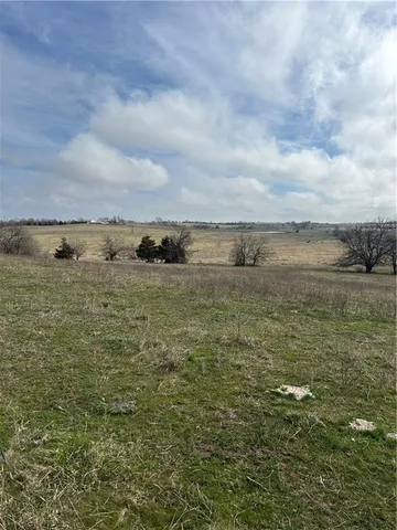 $1,220,000 | 2220 Louisiana Road, Ottawa, KS 66067