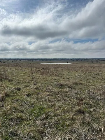 $1,220,000 | 2220 Louisiana Road, Ottawa, KS 66067