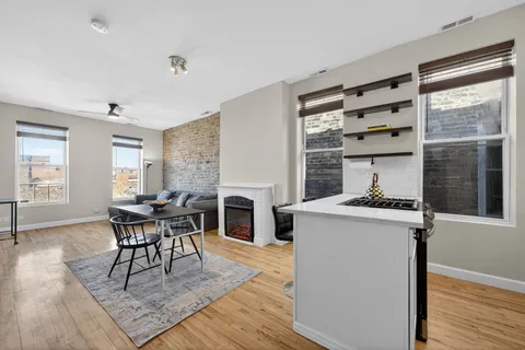 $249,950 | 1324 West Huron Street, Unit 4R, Chicago, IL 60642