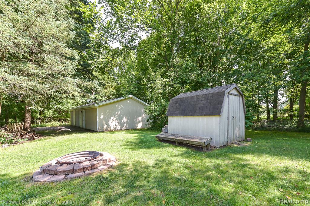 1550 Dutcher Road Howell, MI 48843 - Photo 63 of 77