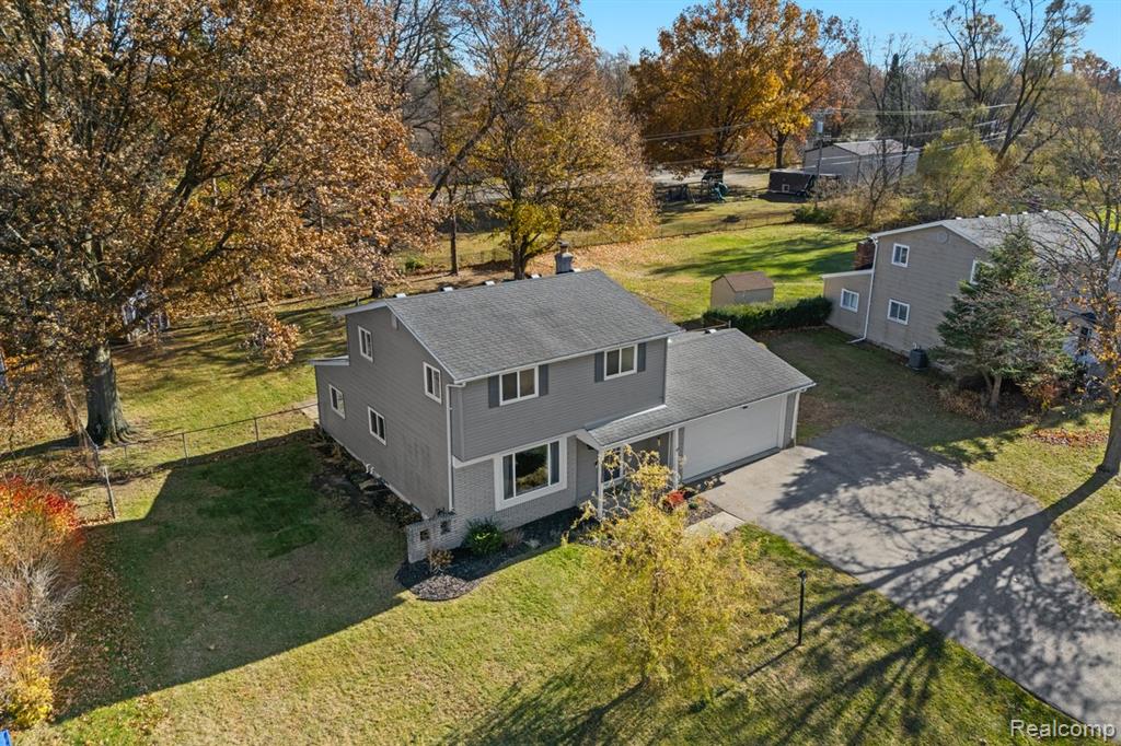 2716 Raven Glass Road Waterford, MI 48329 - Photo 23 of 31 Gallery Image 23