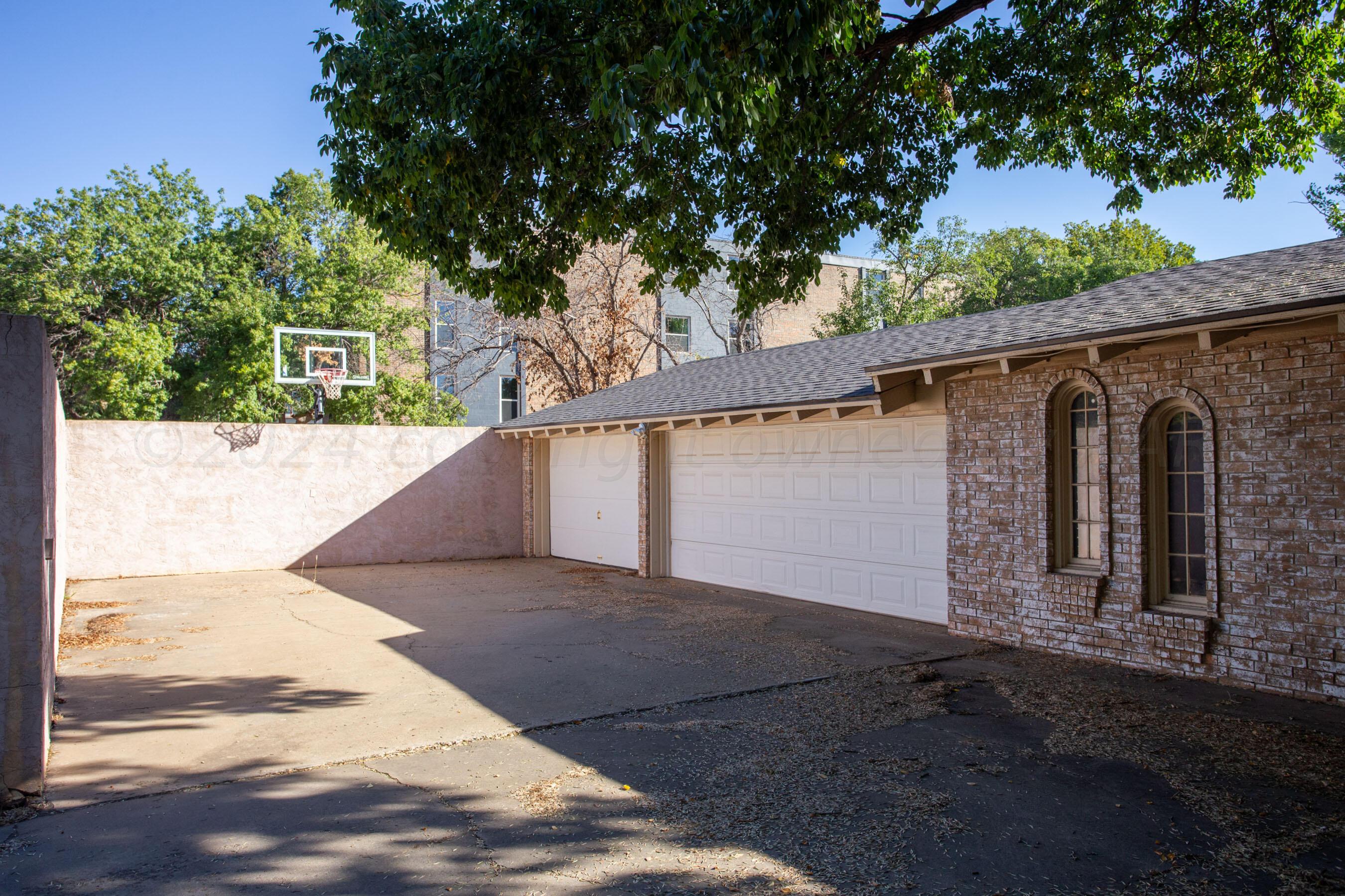 3802 Puckett Drive Amarillo, TX 79109 - Photo 38 of 38 Garage