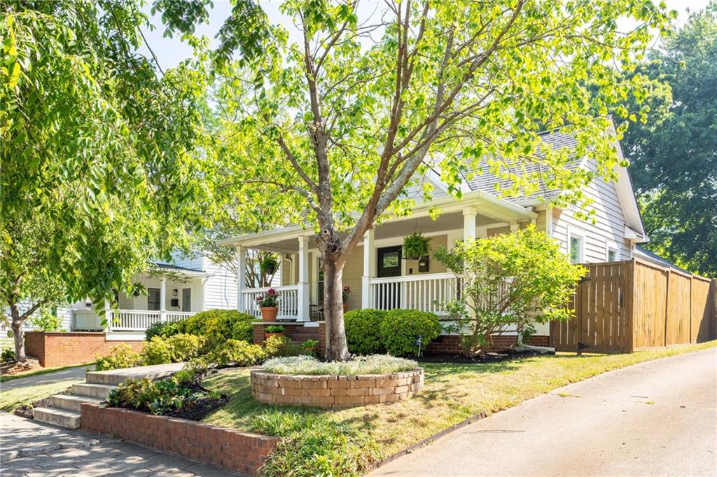 79 Howell Street Northeast Atlanta, GA 30312 - Photo 5 of 38