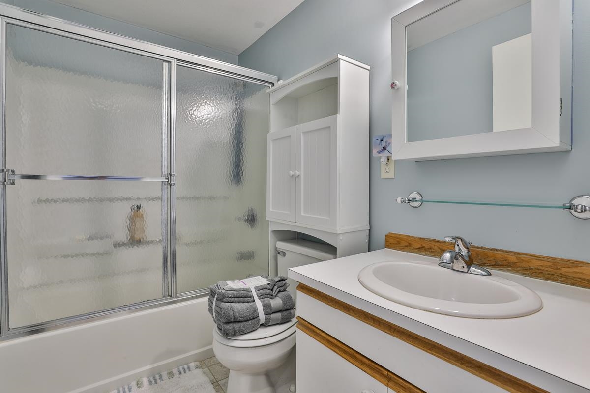 1 Rockingham Court, Unit 125 Bedford, NH 03110 - Photo 23 of 39 Gallery Image 23