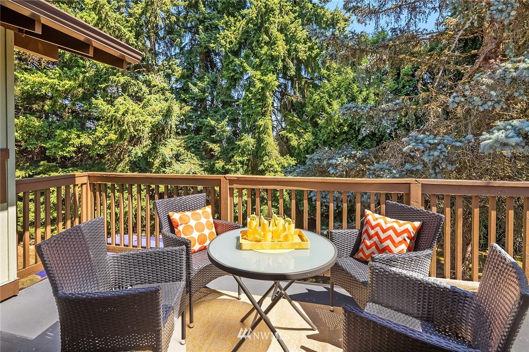 22913 Brier Road Brier, WA 98036 - Photo 14 of 38