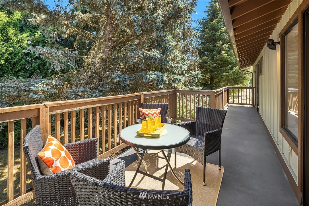 22913 Brier Road Brier, WA 98036 - Photo 15 of 38