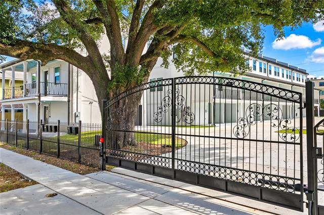 1725 St Andrew Street, Unit F New Orleans, LA 70113 - Photo 1 of 25