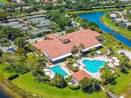 $1,047,000 | 6900 Molakai Circle, Boynton Beach, FL 33437
