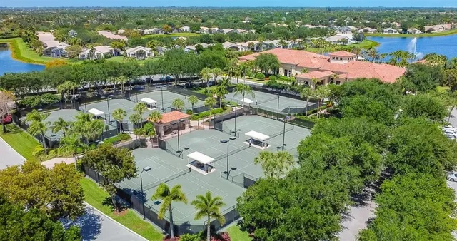 $1,047,000 | 6900 Molakai Circle, Boynton Beach, FL 33437
