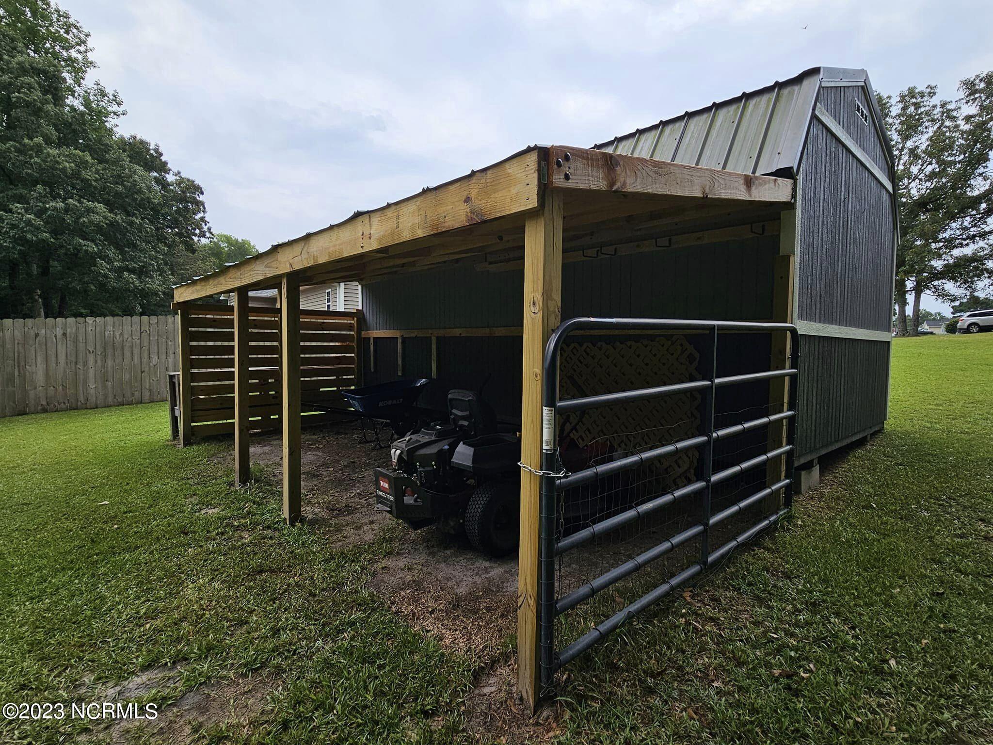 136 Fodder Drive Hubert, NC 28539 - Photo 22 of 28 Lean too